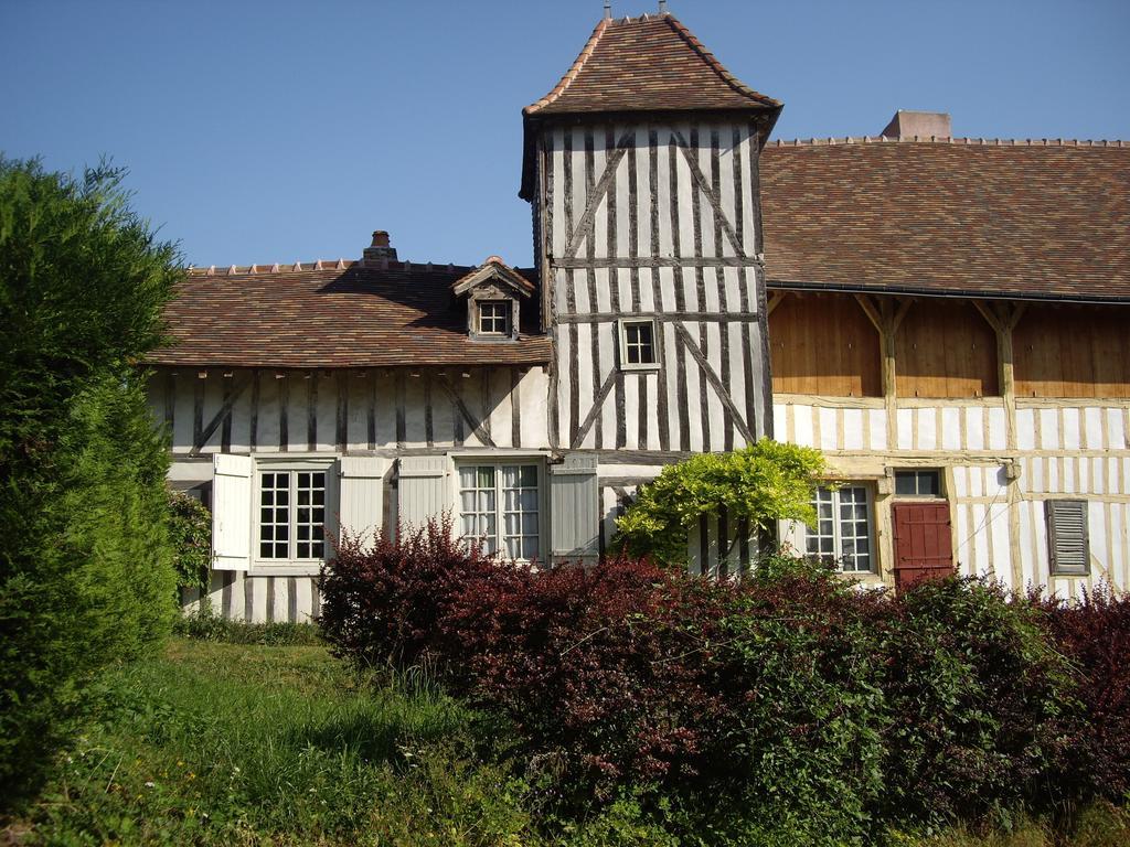 Meuble De Tourisme Le Gilliard Villa Chavanges Room photo